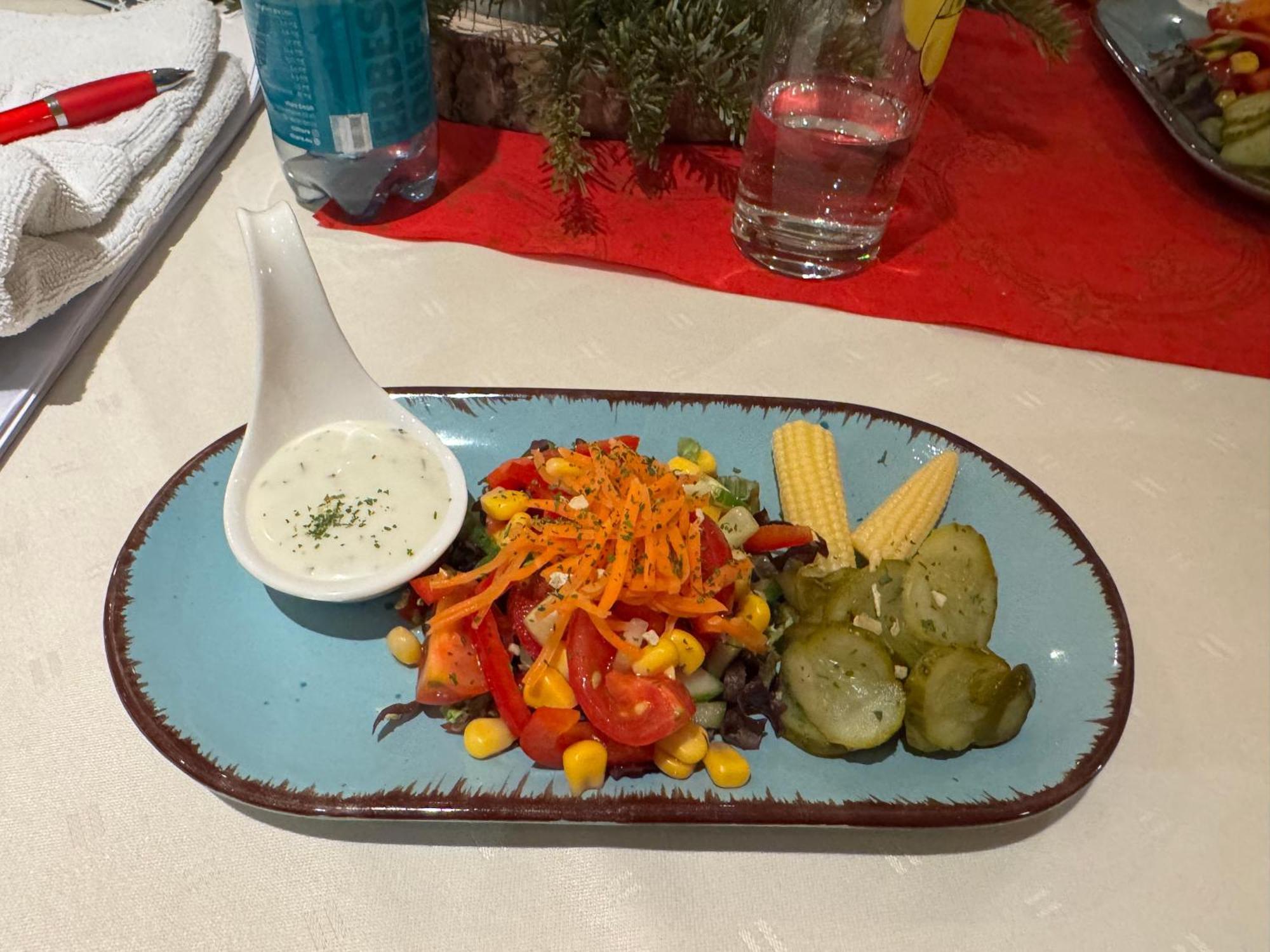Lübz Hotel-Restaurant Christine מראה חיצוני תמונה